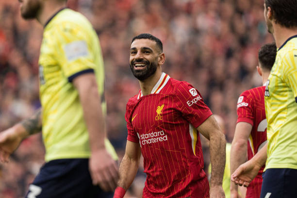 级奠定基石 级奠定基石