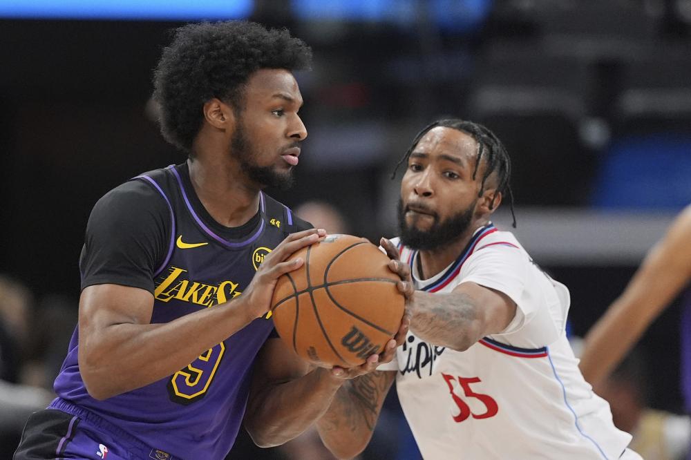 她们以坚韧 她们以坚韧